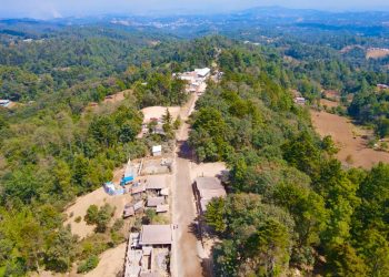 Autoridades supervisan rehabilitación de tramo entre San Francisco El Alto y Momostenango