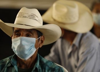 Presidente destaca aporte de los adultos mayores al desarrollo del país