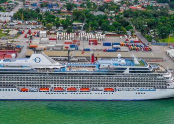 Temporada de cruceros fortalece la economía en el caribe guatemalteco