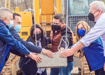 Comienza construcción de escuela Bicentenario en San Antonio La Paz