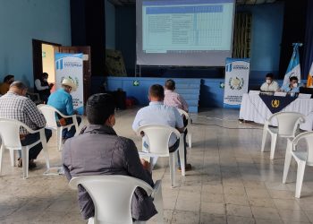 Autoridades analizan acciones para fortalecer el desarrollo en Chiquimula