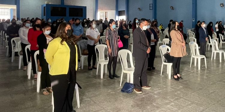 Docentes jalapanecos de educación media oficializan ciclo 2022