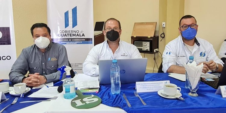 Autoridades discuten acciones para el desarrollo de Huehuetenango