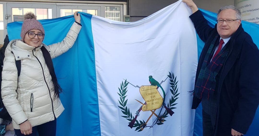 Minex brinda asistencia a guatemalteca residente en Ucrania