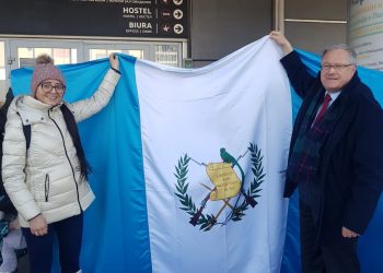 Minex brinda asistencia a guatemalteca residente en Ucrania