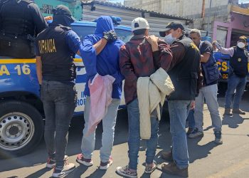 PNC decomisa droga y dinero durante allanamientos