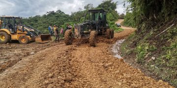 Ejército continúa con el apoyo de rehabilitación de red vial estratégica