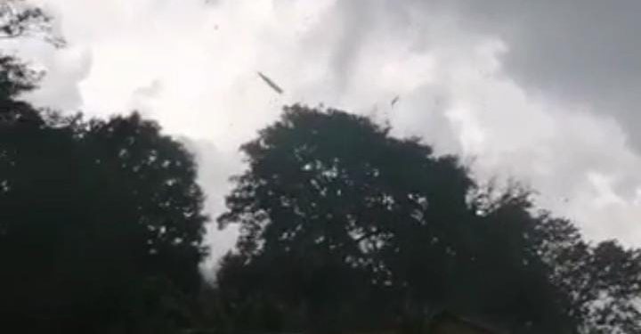 Evalúan daños de remolino registrado en Izabal