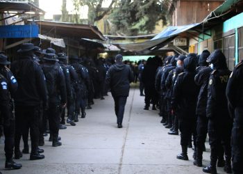 PNC continúa el apoyo en requisas en centros carcelarios./foto: PNC.