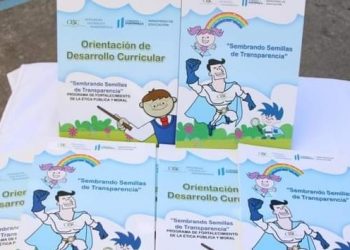 Contraloría y Mineduc promueven cultura de transparencia