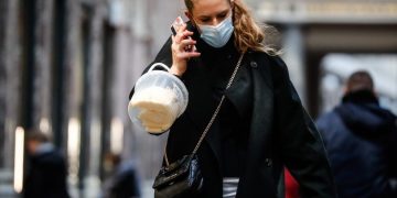 OMS alerta de que ómicron se desplaza al este de Europa, con menos vacunados
