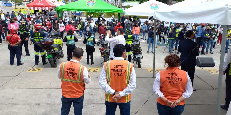 Campaña Tacones y Ruedas