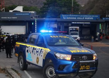 Llevan a cabo operativos en puestos fronterizos