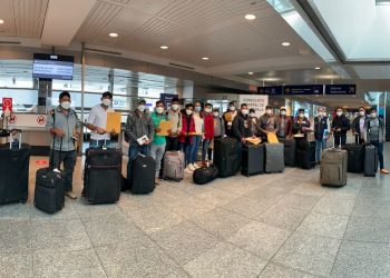 Consulado de Guatemala en Canadá recibe a 200 trabajadores connacionales