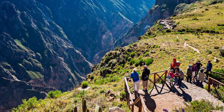 Tres destinos en Perú reciben premio internacional sobre turismo sostenible