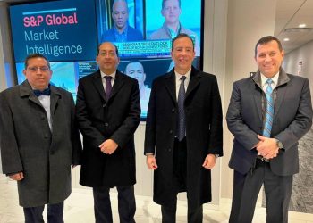 Comitiva guatemalteca se reunió con integrantes de calificadoras de riesgo.