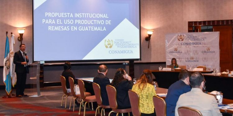 Conamigua presenta resultados de estudios migratorios