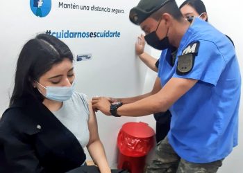 Continúan jornadas de vacunación contra el COVID-19 en el país