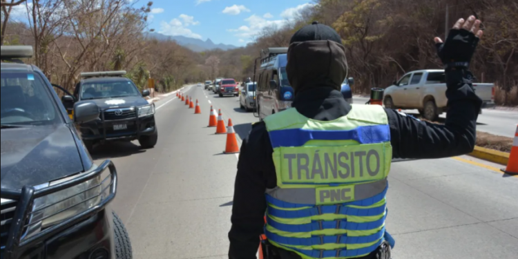 Departamento de Tránsito busca reducir siniestralidad vial en el país