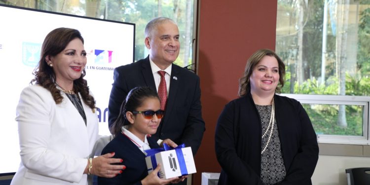 Israel dona a Guatemala tercer dispositivo de visión artificial