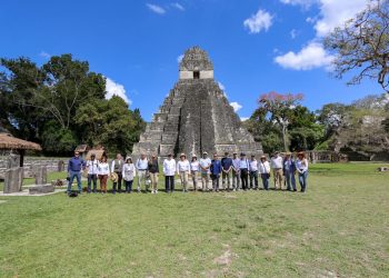 Promueven riqueza cultural guatemalteca con embajadores acreditados en el país
