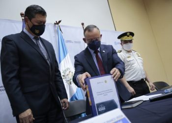 Mingob presenta estrategia de transformación policial