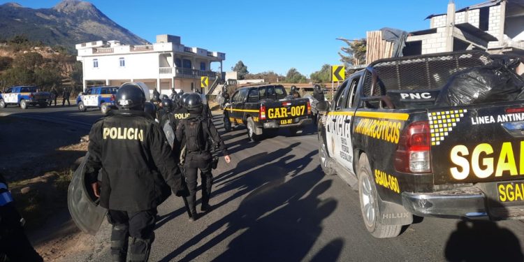 Efectúan operativos para el fortalecimiento de la seguridad en Ixchiguán y Tajumulco