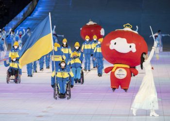 Juegos Paralímpicos de Pekín alzan su bandera al grito de paz