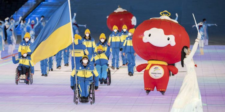 Juegos Paralímpicos de Pekín alzan su bandera al grito de paz
