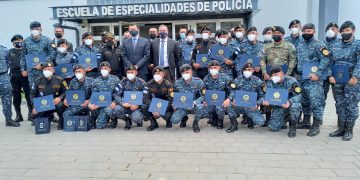 Fortalecen capacidades para combatir contrabando y trata de personas