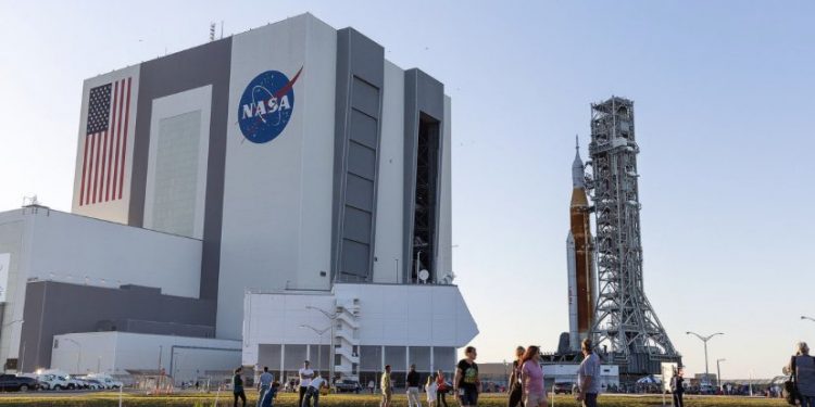 NASA se prepara para su “gran prueba final” de la misión lunar Artemis 1