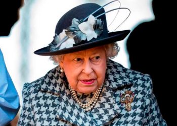 Isabel II agradece la plantación de árboles por los 70 años de su reinado