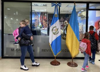 Ingreso de las primeras familias de Ucrania a Guatemala.