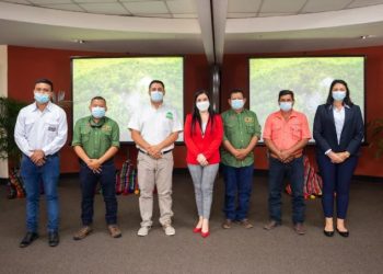 Presentan productos de cuatro emprendimientos turísticos en Petén