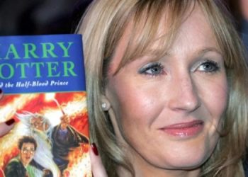 JK Rowling aportará hasta 1.21 millones en donativos para niños ucranianos