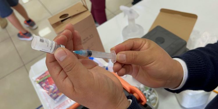 MSPAS efectúa jornada integral de la salud en zona 7 capitalina