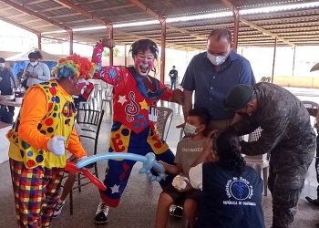 La vacunación contra el COVID-19 es importante para la niñez guatemalteca.