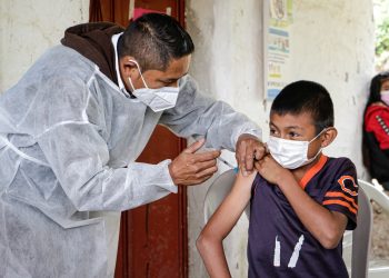 MSPAS garantiza una vacunación segura y eficaz en población de 6 a 11 años