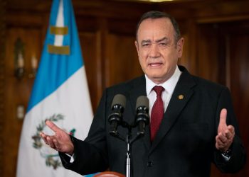 Mandatario Alejandro Giammattei durante el mensaje a la nación.