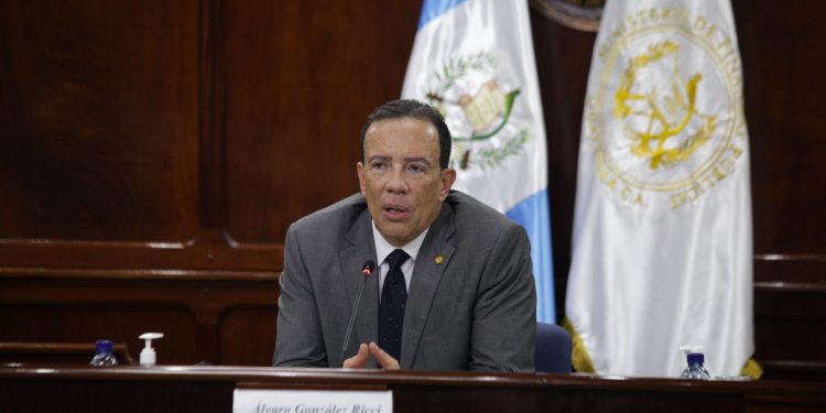 Destacan que financiamiento del Banco Mundial mejorará la estructura de la deuda pública