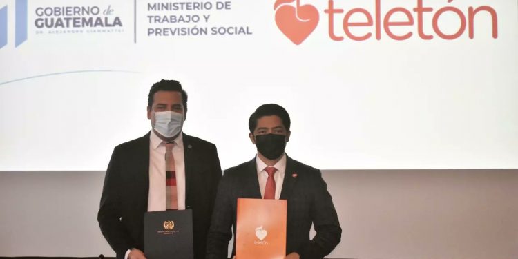 Mintrab y Teletón establecen meta para promover la inclusión laboral