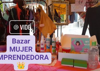 Mujeres hacen la invitación a los guatemaltecos a asistir a los bazares.