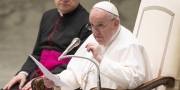 El Papa vuelve a pedir que cese “esta monstruosidad de la guerra”