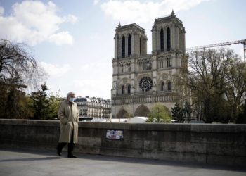 Hallan importantes restos medievales en la reconstrucción de Notre Dame