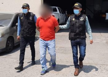 Capturan a cuatro individuos, resultado de denuncia presentada por Comisión contra la Corrupción