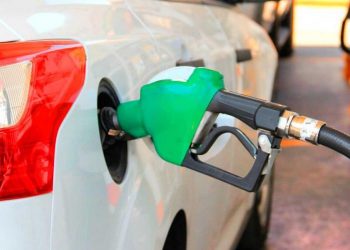 Mandatario: Velaremos por que productos derivados de petróleo se estén vendiendo al precio correcto