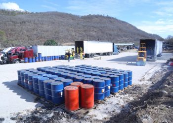 Mingob traslada precursores y sustancias químicas para su destrucción