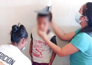 Jornada de Salud beneficia a pobladores de Champerico