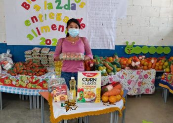 Sosep entrega alimentos a través del programa Hogares Comunitarios.