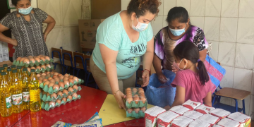 Sosep entrega alimentos a traves del programa Hogares Comunitarios.